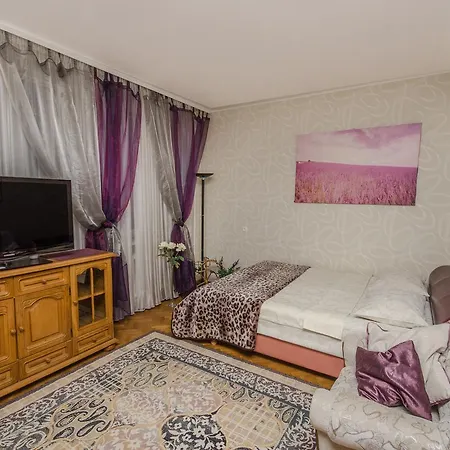 On Bulvare Muljavina 5 * Minsk