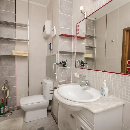 Appartamento On Bulvare Muljavina 5 *